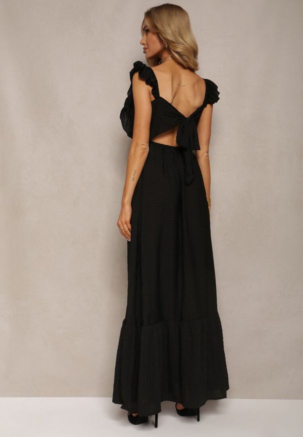 Renee - Czarna Sukienka z Wiązaniem na Plecach na Ramiączkach z Falbankami i Gumką w Pasie Rollas. Okazja: na co dzień, na spacer, na imprezę. Typ kołnierza: kołnierz z falbankami. Kolor: czarny. Długość rękawa: na ramiączkach. Sezon: lato. Typ sukienki: proste. Styl: casual