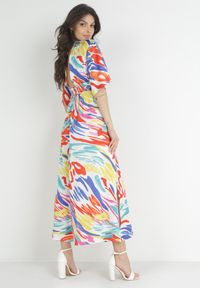 Born2be - Czerwono-Biała Sukienka z Rozcięciem i Fantazyjnym Nadrukiem Nomist. Kolor: czerwony. Wzór: nadruk. Długość: maxi #3