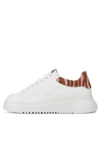 Emporio Armani Sneakersy X3X024 XN388 R297 Biały. Kolor: biały. Materiał: skóra