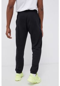 adidas Originals Spodnie bawełniane H11486 męskie kolor czarny gładkie. Kolor: czarny. Materiał: bawełna. Wzór: gładki #4