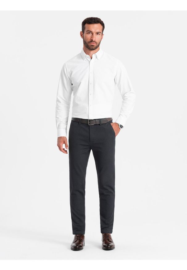 Ombre Clothing - Spodnie klasyczne męskie chino z delikatną teksturą - grafitowe V4. Kolor: szary. Materiał: materiał, bawełna, poliester. Styl: klasyczny