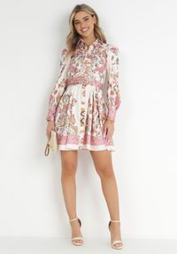 Born2be - Jasnobeżowa Koszulowa Sukienka z Paskiem Lorias. Kolor: beżowy. Materiał: tkanina, satyna. Wzór: nadruk. Typ sukienki: koszulowe. Długość: mini #5