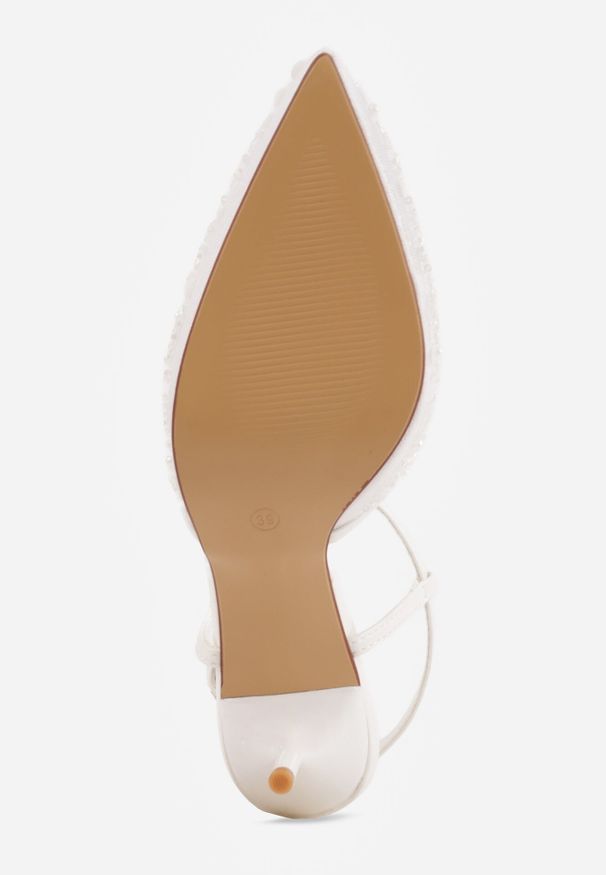 Born2be - Białe Siateczkowe Sandały na Szpilce z Noskiem Zdobionym Koralikami Riovela. Okazja: na co dzień, na ślub cywilny, do pracy, na wesele. Zapięcie: pasek. Kolor: biały. Wzór: aplikacja. Obcas: na szpilce. Styl: casual, elegancki