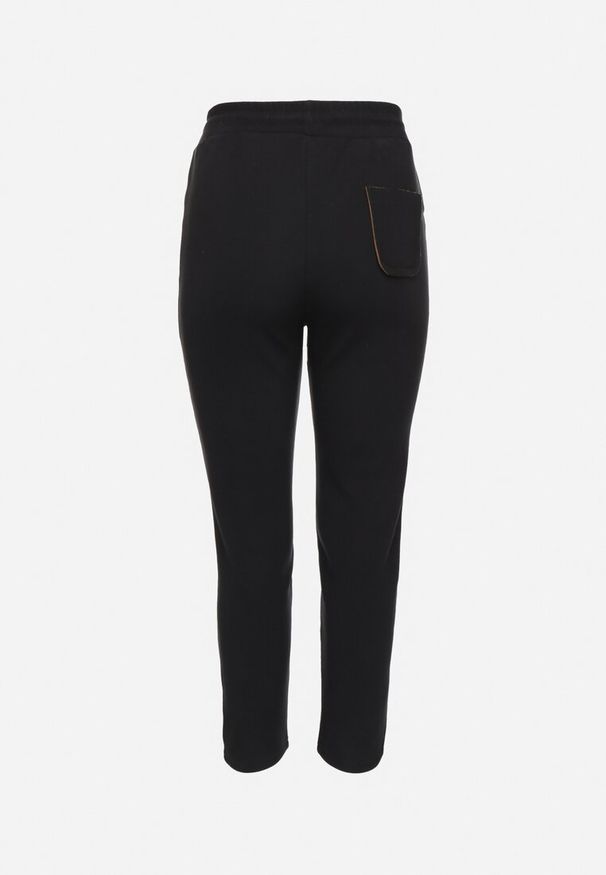 Born2be - Granatowe Spodnie Dresowe z Bawełną z Kieszeniami i Gumką w Talii Ocieplane Futerkiem Poleeti. Okazja: na co dzień. Kolekcja: plus size. Kolor: niebieski. Materiał: dresówka, futro, bawełna. Wzór: aplikacja. Styl: elegancki, casual