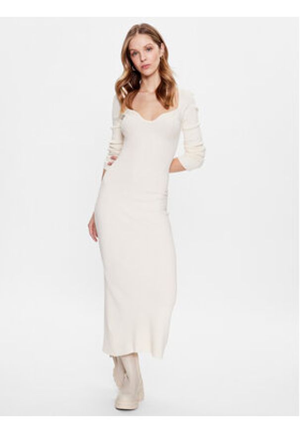 Edited Sukienka dzianinowa Sunna EDT6713001000002 Écru Slim Fit. Materiał: wiskoza