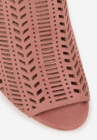 Born2be - Różowe Sandały Vices na Szpilce z Ażurową Cholewką Selmira. Okazja: na imprezę, na spacer. Kolor: różowy. Wzór: ażurowy. Sezon: lato. Obcas: na szpilce. Styl: elegancki #6