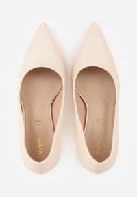 Born2be - Beżowe Szpilki VICES z Wkładką ze Skóry Naturalnej i Metalicznym Akcentem Oshiera. Okazja: na co dzień. Kolor: beżowy. Materiał: skóra. Wzór: aplikacja. Obcas: na szpilce. Styl: elegancki, klasyczny, casual #4