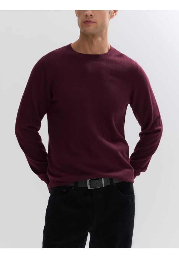 Reserved - Sweter z wełny merino - bordowy. Kolor: czerwony. Materiał: wełna