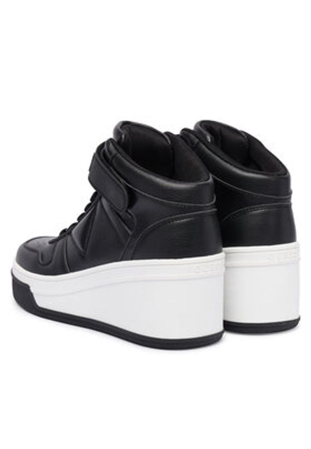 Guess Sneakersy FLFRUKELE12 Czarny. Kolor: czarny. Materiał: skóra