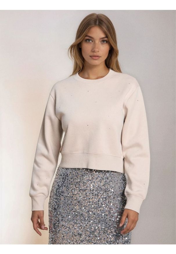 Sinsay - Krótka bluza crewneck z cyrkoniami - beżowy. Kolor: beżowy. Długość: krótkie
