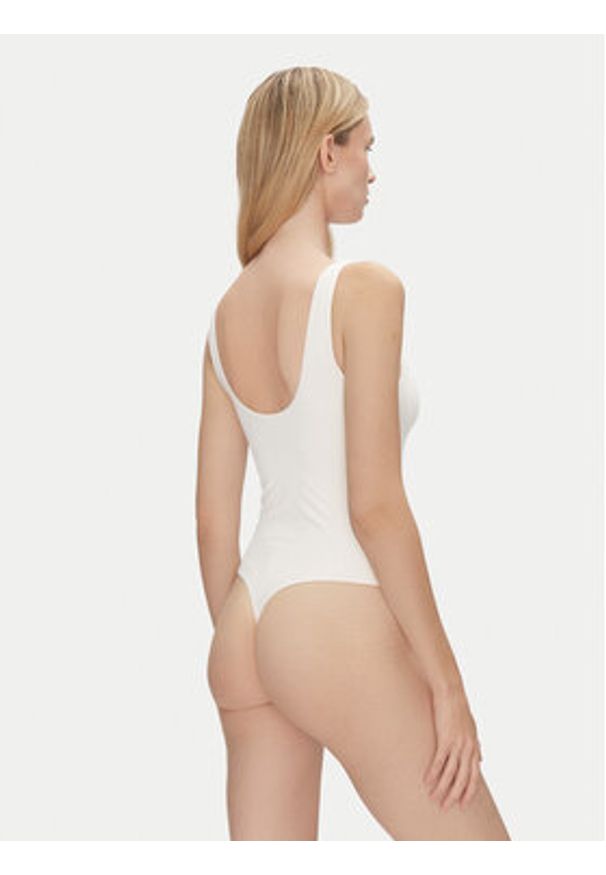 Guess Body O4BM16 KCDE0 Écru Slim Fit. Materiał: syntetyk