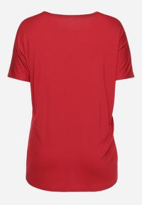 Born2be - Bordowy T-shirt z Rękawami w typie Nietoperza Salilena. Okazja: na co dzień. Kolor: czerwony. Materiał: jeans. Wzór: aplikacja. Styl: casual, elegancki, wizytowy #7