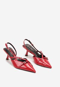 Renee - Czerwone Lakierowane Sandały z Obcasem Kaczuszką Ozdobione Paskami ze Sprzączkami Falinivia. Okazja: na co dzień. Nosek buta: szpiczasty. Zapięcie: pasek. Kolor: czerwony. Wzór: aplikacja. Materiał: lakier. Obcas: na obcasie. Styl: casual, elegancki. Wysokość obcasa: średni #3