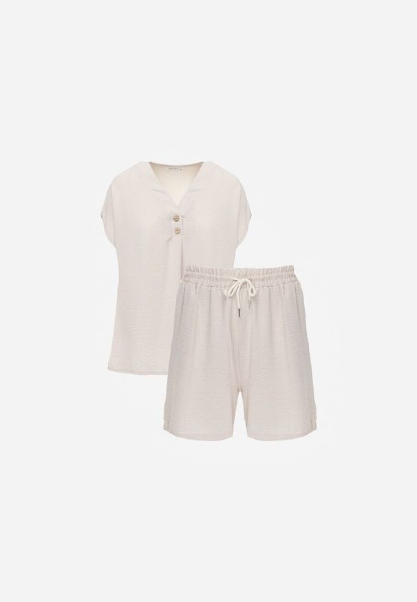 Renee - Beżowy Komplet z Wiskozą T-shirt z Ozdobnymi Guzikami i Szorty Niterela. Kolor: beżowy. Materiał: wiskoza