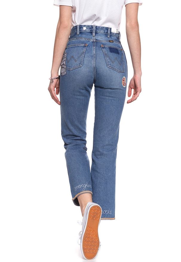 Wrangler - WRANGLER RETRO STRAIGHT BURNING GIRL W238GF11X 112127870. Wzór: aplikacja. Styl: retro