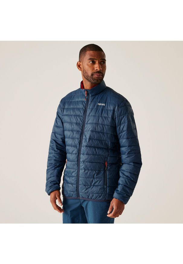 Regatta - Kurtka turystyczna męska Hillpack II wodoodporna. Kolor: niebieski. Materiał: tkanina, puch. Sport: turystyka piesza