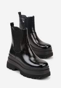 Renee - Czarne Botki Sztyblety Lakierowane na Platformie z Tłoczeniem Tevirra. Okazja: na co dzień. Kolor: czarny. Materiał: lakier. Obcas: na platformie. Styl: casual #3