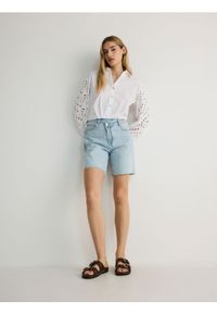 Reserved - Koszula z ażurowymi rękawami - złamana biel. Materiał: bawełna. Długość: krótkie. Wzór: ażurowy #1