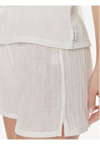 Calvin Klein Underwear Komplet top i szorty materiałowe 000QS7152E Biały Relaxed Fit. Kolor: biały. Materiał: bawełna