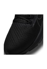Buty Nike Air Zoom Pegasus 38 M CW7356-001 czarne. Kolor: czarny. Materiał: syntetyk. Szerokość cholewki: normalna. Model: Nike Zoom #4