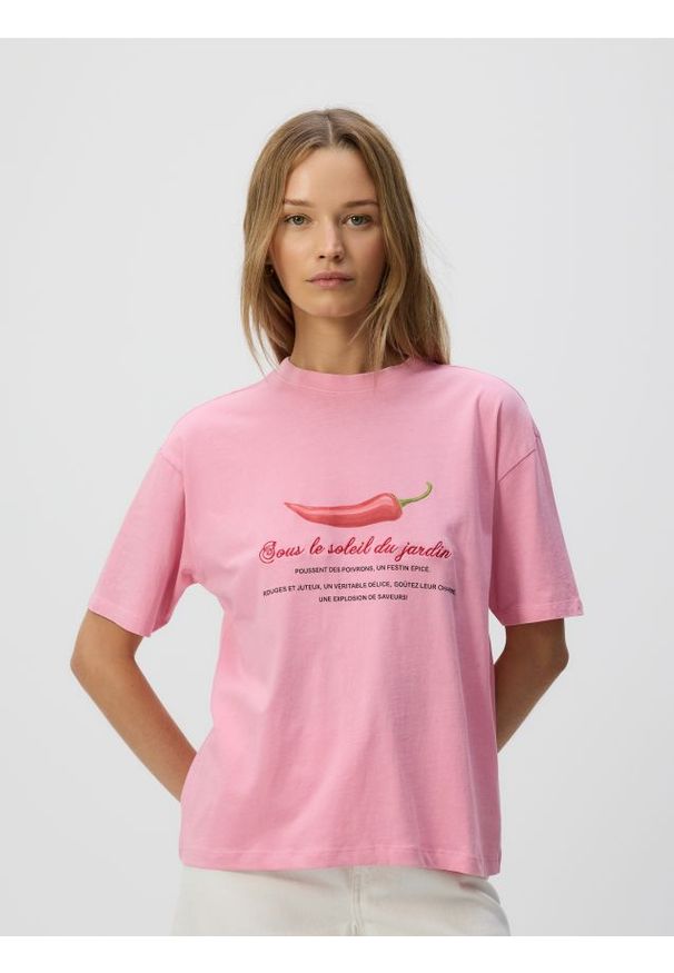 Reserved - T-shirt z nadrukiem - różowy. Kolor: różowy. Materiał: dzianina, bawełna. Wzór: nadruk