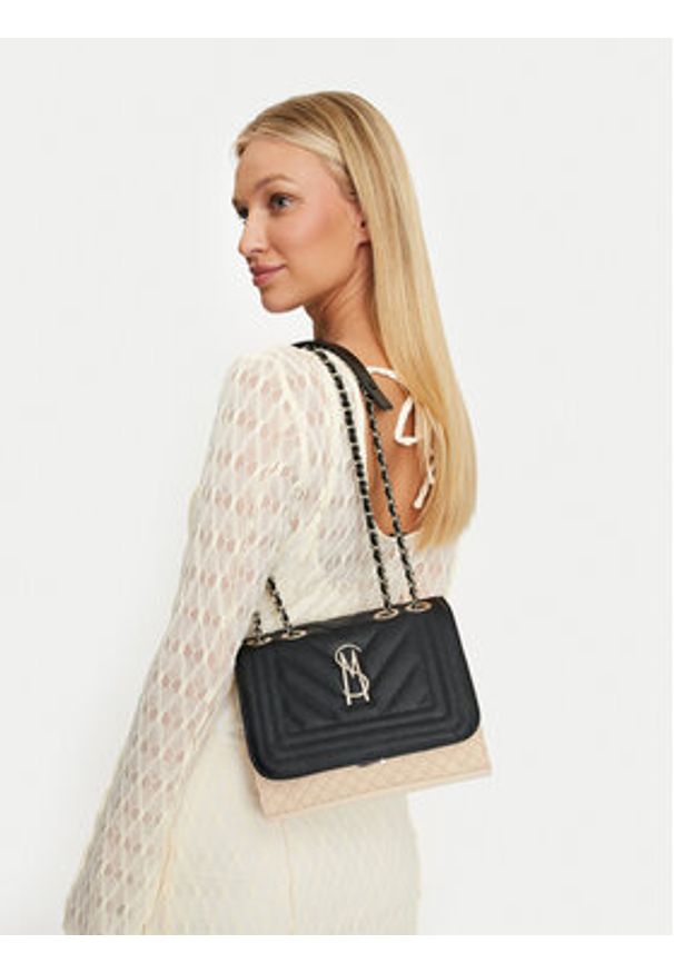 Steve Madden Torebka Bcala Crossbody SM13000617-02002-BOB Czarny. Kolor: czarny. Materiał: skórzane