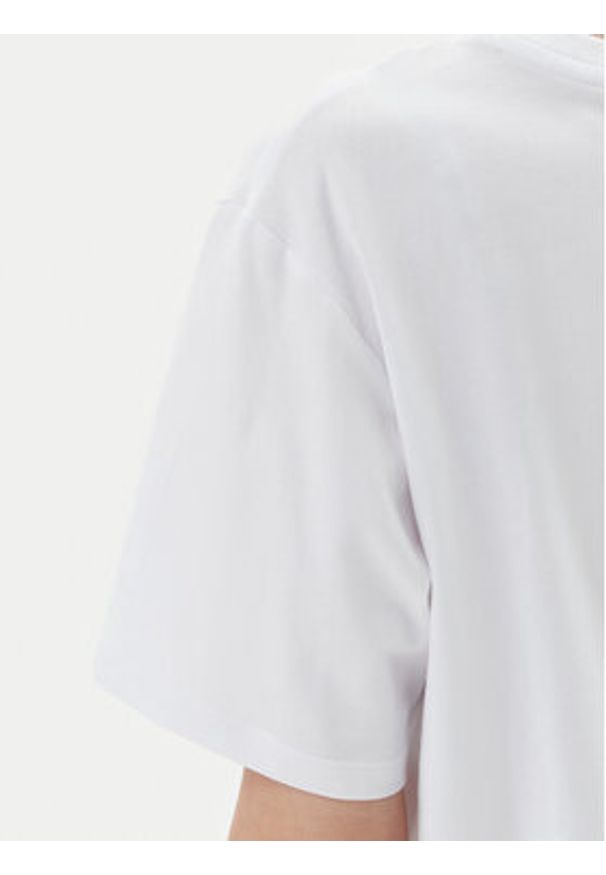 EA7 Emporio Armani T-Shirt 7W000028 AF10373 U0002 Biały Loose Fit. Kolor: biały. Materiał: bawełna