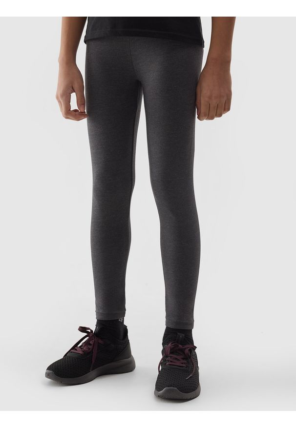 4f - 4F Legginsy dzianinowe dziewczęce - szare 164 (13-14 lat). Okazja: na co dzień. Stan: obniżony. Kolor: szary. Materiał: dzianina. Długość: do kostek. Wzór: gładki, ze splotem. Sezon: lato. Styl: casual, sportowy