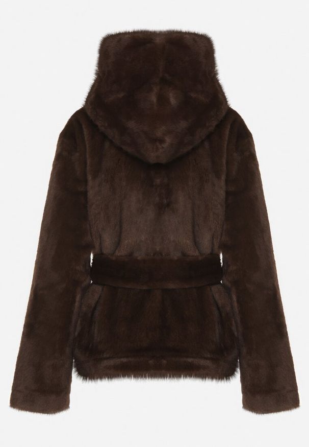 Born2be - Brązowa Kurtka Futerko z Kapturem i Wiązanym Paskiem Zetara. Okazja: na spacer, na co dzień. Typ kołnierza: kaptur. Kolor: brązowy. Materiał: futro. Styl: casual, klasyczny