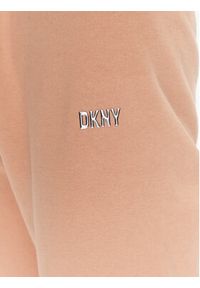 DKNY Sport Spodnie dresowe DP2P3114 Brązowy Regular Fit. Kolor: brązowy. Materiał: bawełna, syntetyk