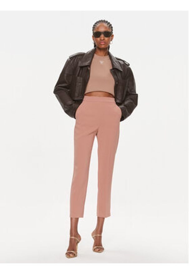 Pinko Spodnie materiałowe 102861 7624 Brązowy Regular Fit. Kolor: brązowy. Materiał: syntetyk