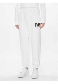 DKNY Sport Spodnie dresowe DP3P3379 Biały Relaxed Fit. Kolor: biały. Materiał: bawełna #1