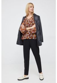 Pepe Jeans bluzka damska w kwiaty. Materiał: tkanina. Długość rękawa: długi rękaw. Długość: długie. Wzór: kwiaty #3