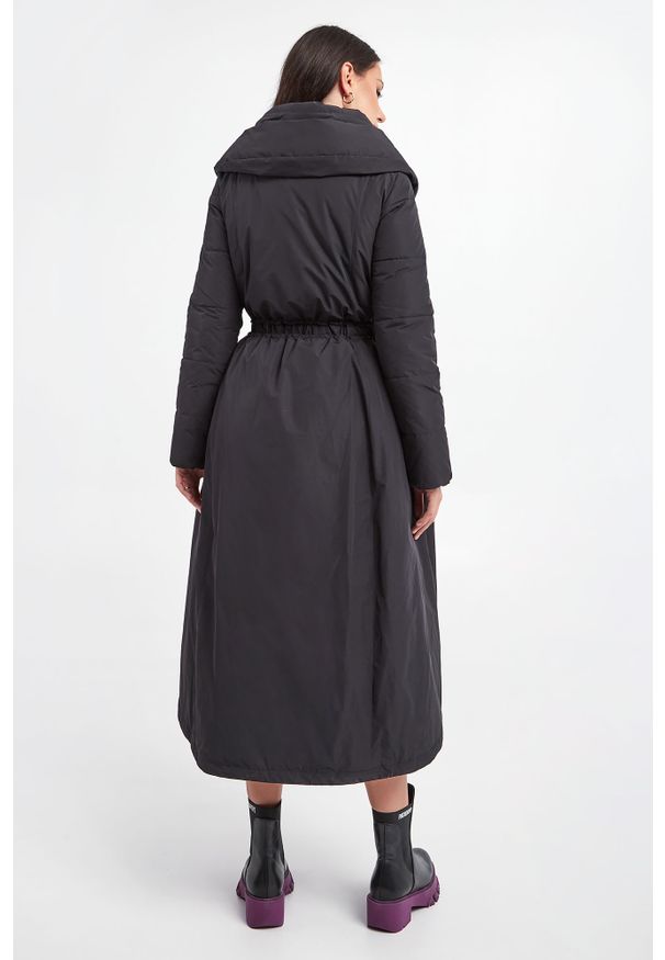 Patrizia Pepe - Płaszcz puchowy PATRIZIA PEPE. Materiał: puch