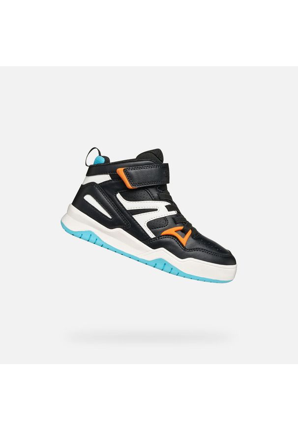 Sneakersy dla dzieci Geox Perth. Okazja: na co dzień. Kolor: czarny, pomarańczowy, żółty, wielokolorowy. Sport: turystyka piesza