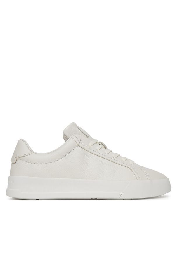 TOMMY HILFIGER - Tommy Hilfiger Sneakersy Court Best Tumbled Lth FM0FM05324 Écru. Kolor: kremowy. Materiał: skóra