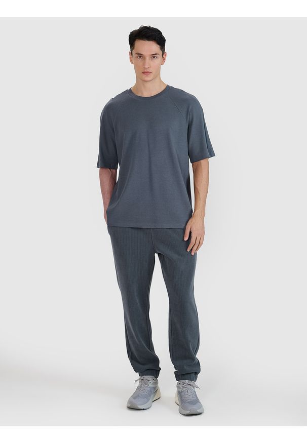 4f - 4F T-shirt oversize z modalem męski - szara S. Okazja: na co dzień. Kolor: szary. Materiał: dzianina, materiał, bawełna. Długość rękawa: krótki rękaw. Długość: krótkie. Styl: klasyczny, sportowy, casual