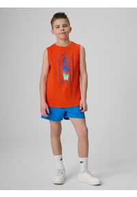 4f - 4F Koszulka bez rękawów regular z nadrukiem chłopięca - czerwona 152 (11-12 lat). Kolor: czerwony. Materiał: bawełna, skóra, materiał. Długość rękawa: bez rękawów. Wzór: nadruk. Sezon: lato #2