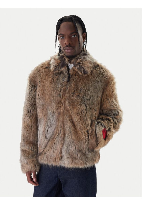 Hugo - HUGO Futro Bryan2541 50546592 Brązowy Relaxed Fit. Kolor: brązowy. Materiał: syntetyk