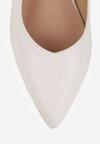 Born2be - Białe Sandały Vices ze Skórzaną Wkładką i Noskiem w Szpic Galurena. Okazja: na co dzień, na imprezę. Zapięcie: pasek. Kolor: biały. Materiał: skóra. Styl: casual, elegancki, klasyczny #6