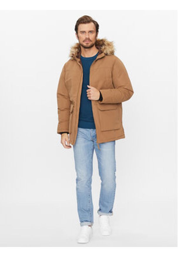 Jack & Jones Kurtka zimowa Wing 12235858 Brązowy Regular Fit. Kolor: brązowy. Materiał: syntetyk. Sezon: zima