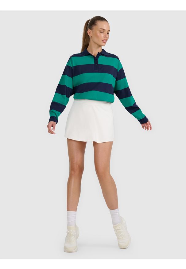 4f - 4F Longsleeve oversize damski - zielony S. Typ kołnierza: polo. Kolor: zielony. Materiał: dzianina, bawełna. Długość rękawa: długi rękaw. Styl: retro, sportowy