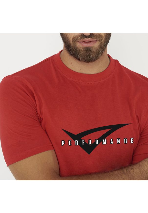 LEGEA - T-shirt z bawełny męski PERFORMANCE. Kolor: czerwony. Materiał: bawełna. Wzór: nadruk. Sport: fitness