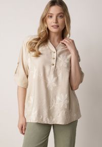 Born2be - Beżowa Koszula z Wiskozy z Haftowanymi Kwiatami Sylimeine. Okazja: na co dzień. Kolekcja: plus size. Kolor: beżowy. Materiał: wiskoza. Wzór: haft, kwiaty. Sezon: lato. Styl: casual, klasyczny #1
