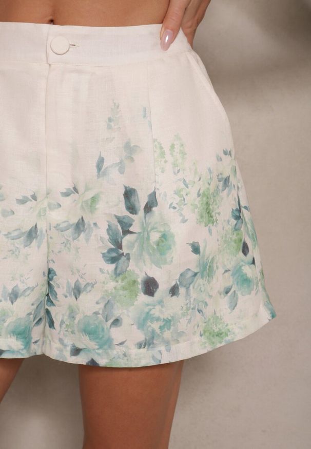 Renee - Zielone Szorty High Wiast w Kwiaty Nerovia. Okazja: na spacer, na co dzień. Stan: podwyższony. Kolor: zielony. Długość: krótkie. Wzór: kwiaty. Sezon: lato. Styl: elegancki, casual