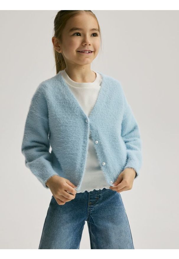 Reserved - Dzianinowy kardigan - jasnoniebieski. Kolor: niebieski. Materiał: dzianina