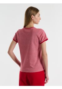 Big-Star - Koszulka damska z krótkim rękawem z haftem czerwona Anne 603. Kolor: czerwony. Materiał: jeans, bawełna, dzianina. Długość rękawa: krótki rękaw. Długość: krótkie. Wzór: haft. Styl: klasyczny #4