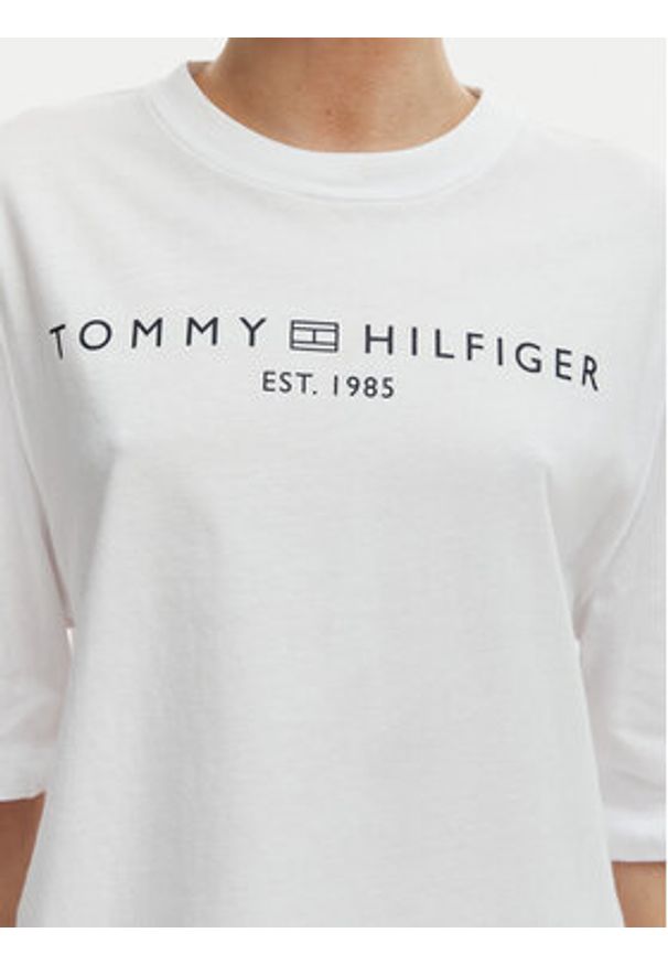 TOMMY HILFIGER - Tommy Hilfiger T-Shirt WW0WW47811 Biały Relaxed Fit. Kolor: biały. Materiał: bawełna