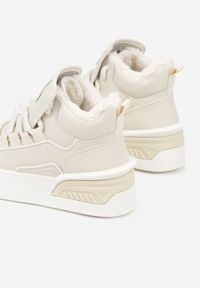 Renee - Beżowe Sneakersy z Ociepleniem na Platformie z Tłoczeniem Newedela. Okazja: na co dzień. Kolor: beżowy. Materiał: jeans. Obcas: na platformie #7