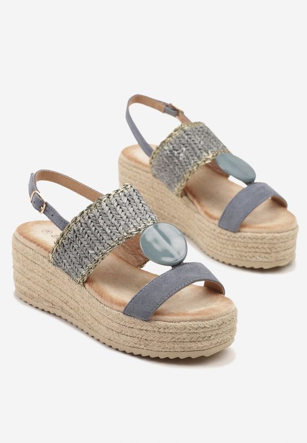 Born2be - Niebieskie Sandały na Grubej Podeszwie z Plecionką i Aplikacją Noroti. Okazja: na co dzień. Zapięcie: sprzączka. Kolor: niebieski. Materiał: jeans. Wzór: aplikacja. Sezon: lato. Styl: glamour, casual, elegancki